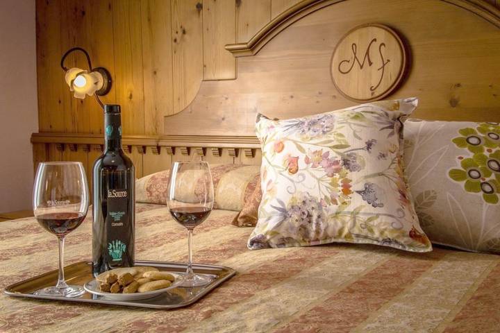 Hôtel pour 2 personnes, avec jardin et vue à Comune di Saint-Pierre - 2