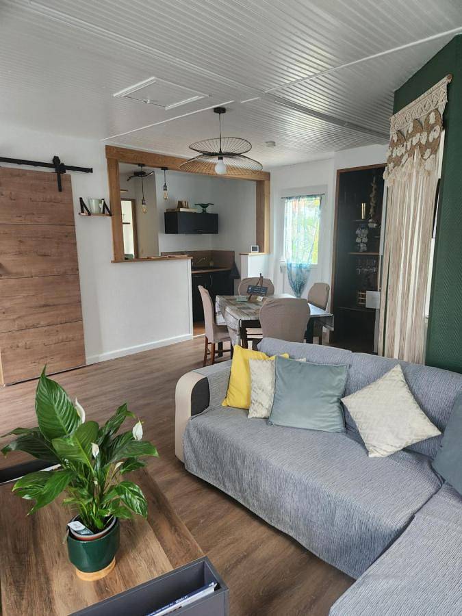 Location de vacances pour 4 personnes, avec Terrasse et Jardin à Froidfond