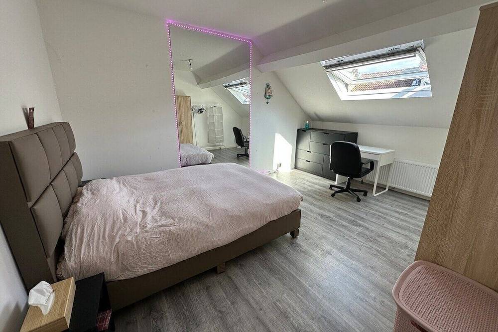 Entire apartment, Amazing Roof Top Apartment Brussels- Fantasy Land in Brussels, Brussels region