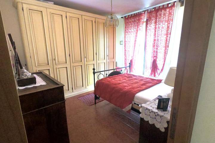 Appartement entier, Myhome Cozy Wi Fi Fiber apartment with free parking in Montepulciano, Province de Sienne