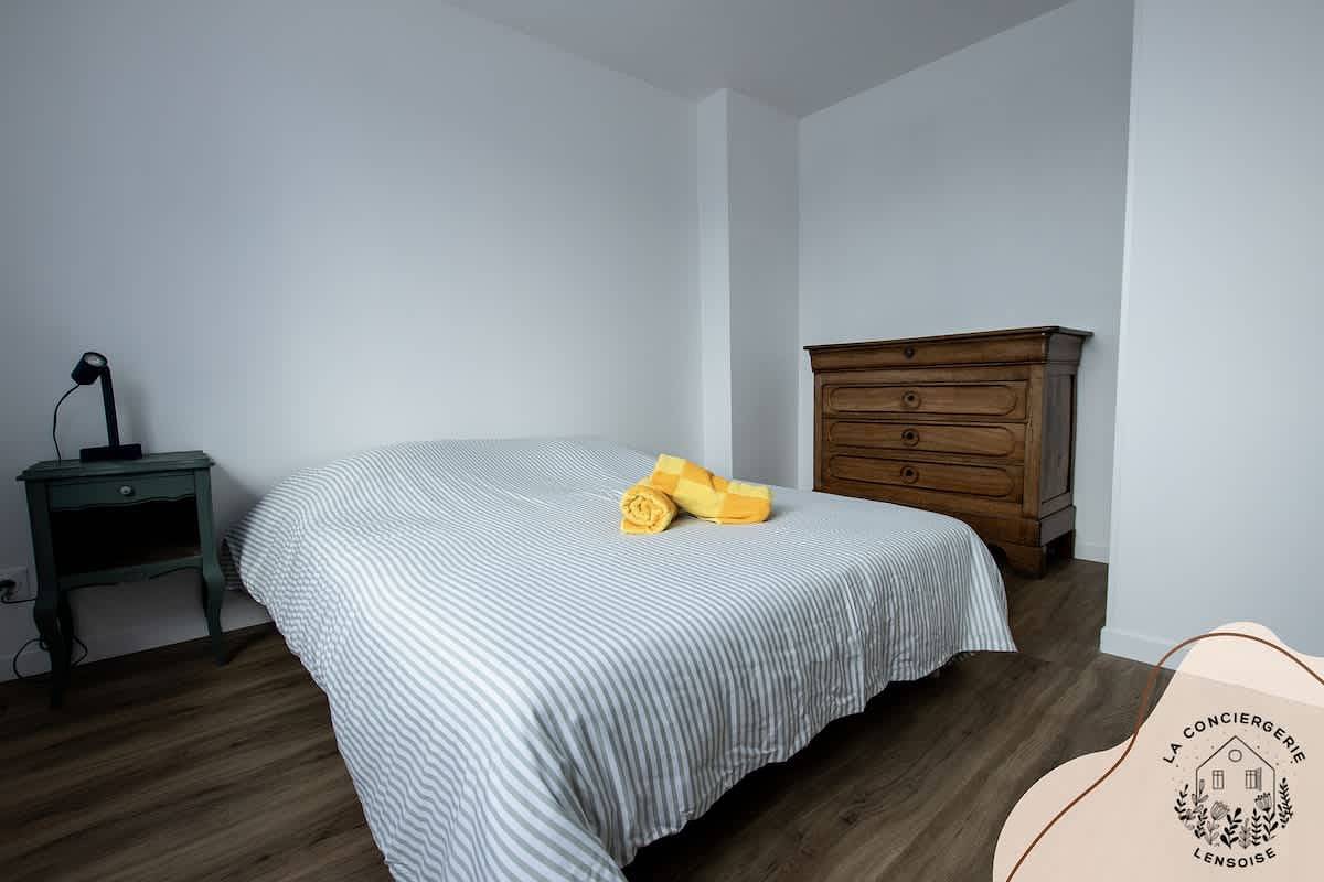 Appartement entier, Appartement de vacances pour 3 personnes in Lens, Région de Lens