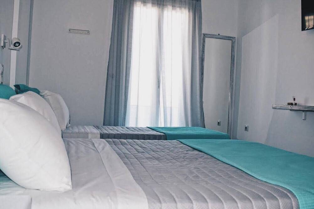 Villa for 6 People in Tinos, Cyclades