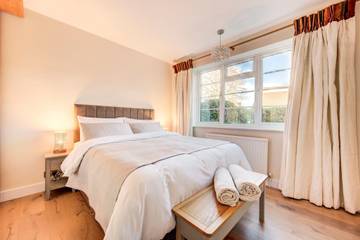 Apartment for 6 People in Ealing, London, Photo 1