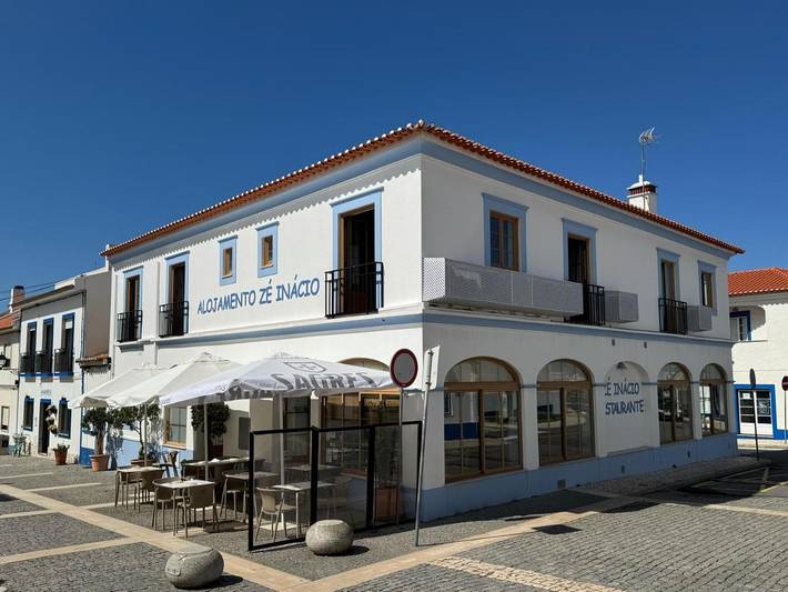 Chambre d’hôte pour 2 personnes, avec Balcon et Vue à Porto Covo