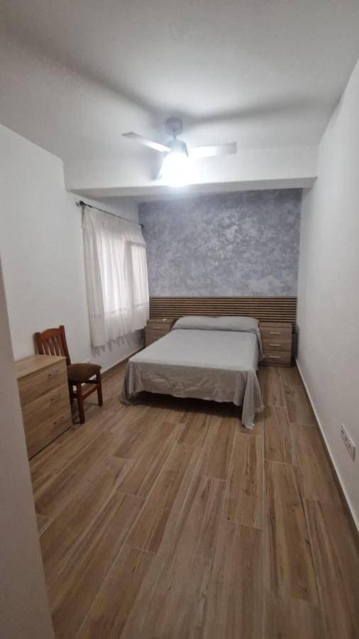 Gîte pour 5 personnes, avec terrasse dans Santiago de la Ribera - 4