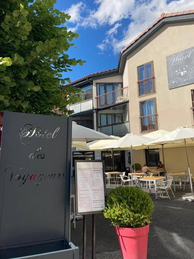 Logis Hotel Restaurant des Voyageurs in Le Malzieu-Ville, Région de Mende