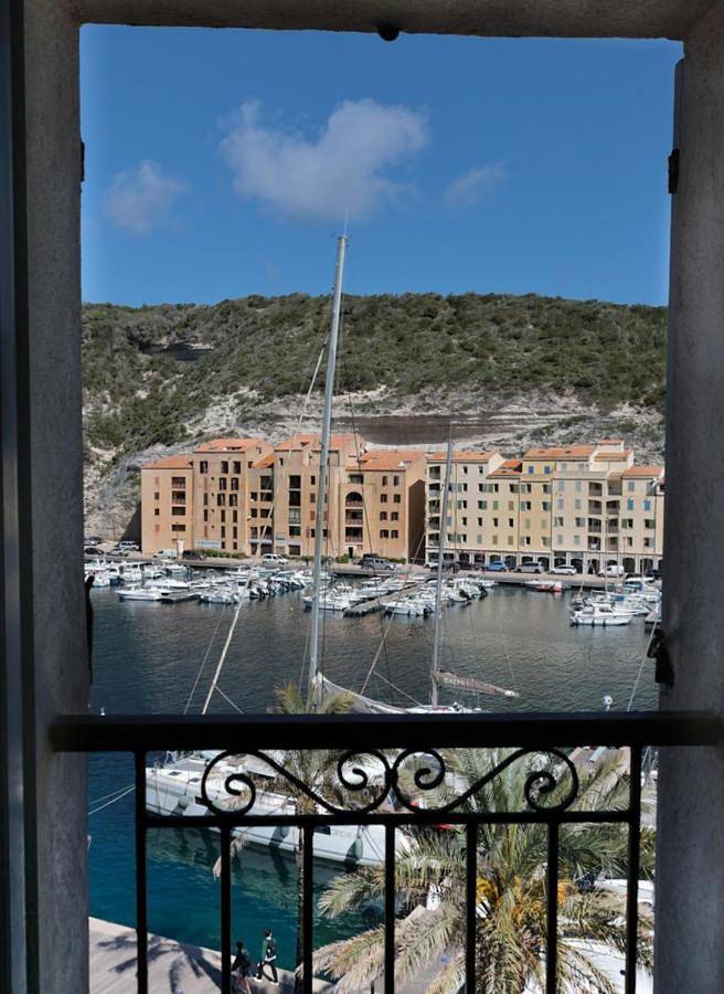 Gîte pour 4 personnes, avec jardin et vue dans Citadelle De Bonifacio