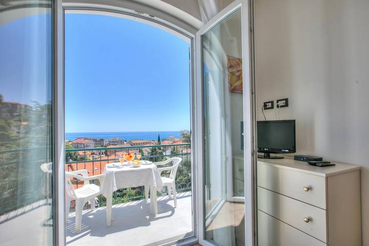Appartamento vacanze per 2 persone, con vista oceano e piscina, adatto a famiglie con bambini - 1