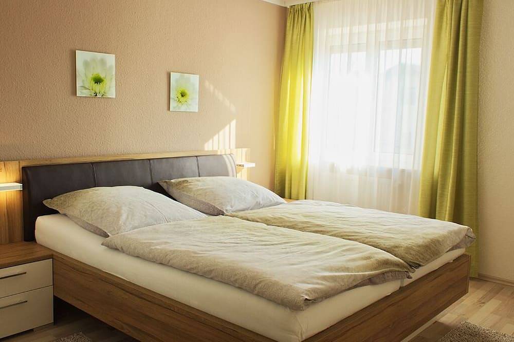 Ganze Wohnung, Ferienwohnung 90qm | Wohnung für Nichtraucher zentral & ruhig gelegen in Bad Birnbach, Bayerische Golf und Thermenland