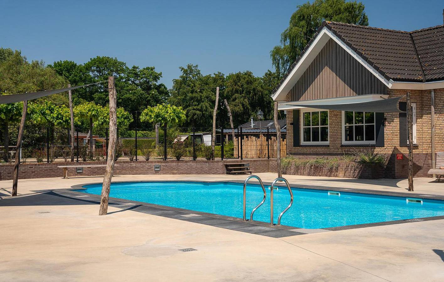 Holiday home for 4 people with terrace in Veluwe