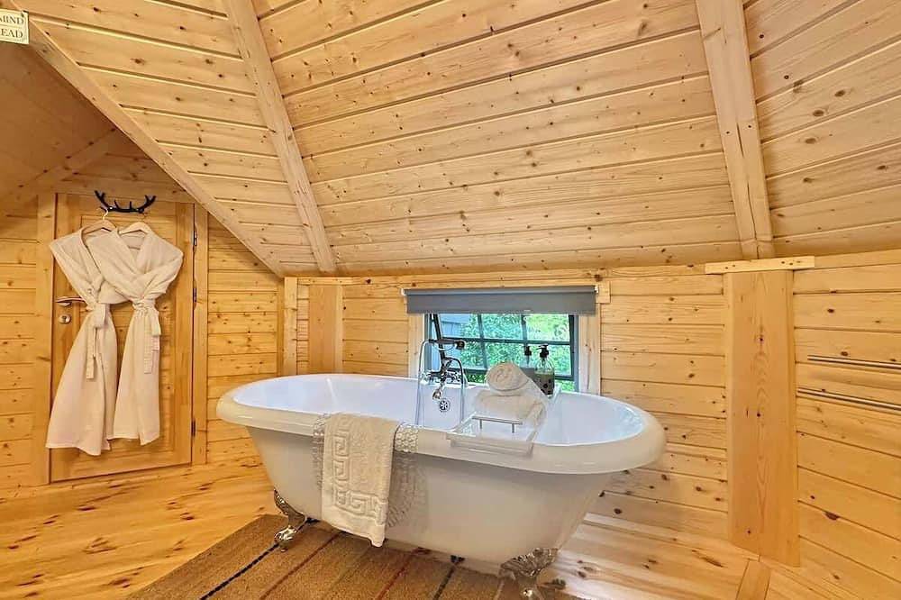 Ganze Wohnung, Holly, Wood Cabin @ Aos Sí in Highlands