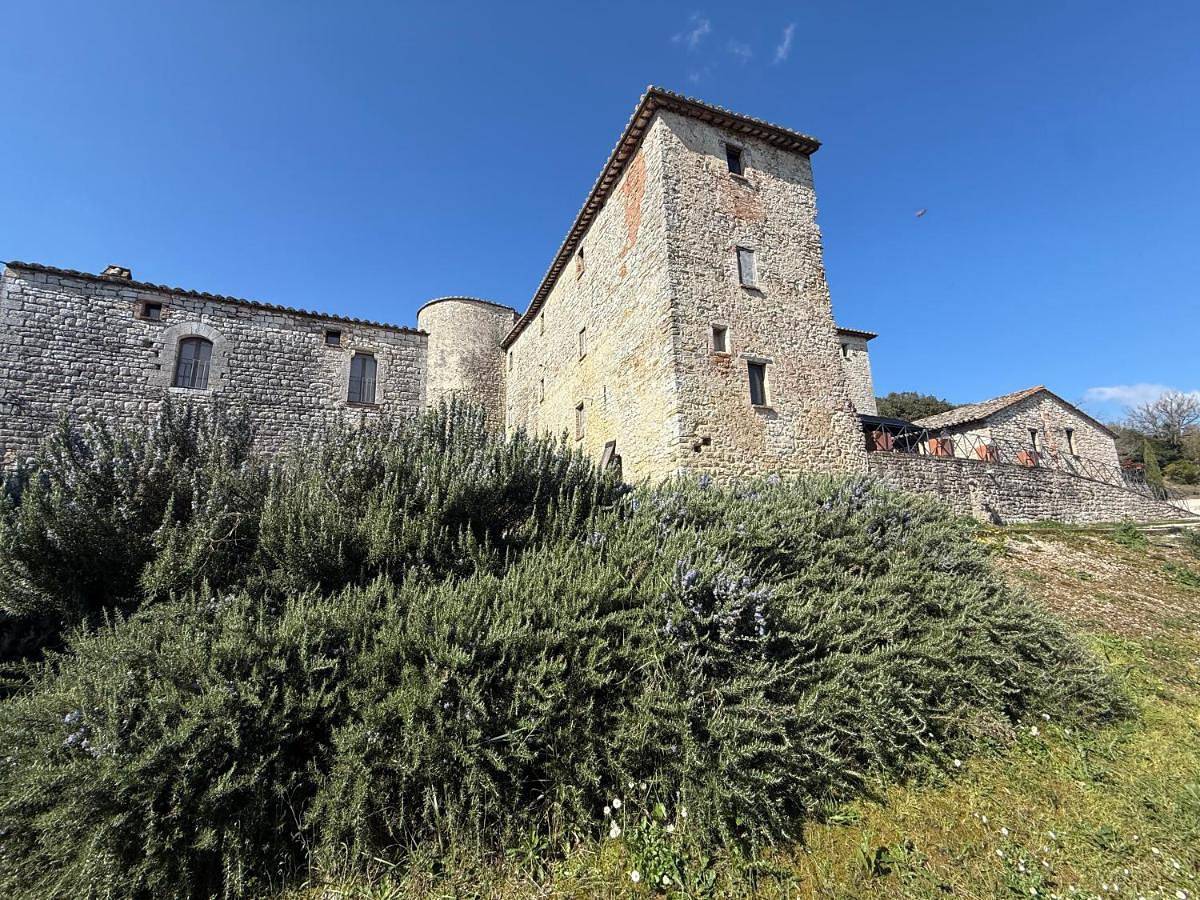 Castello Valenzino in Umbertide, Valtiberina