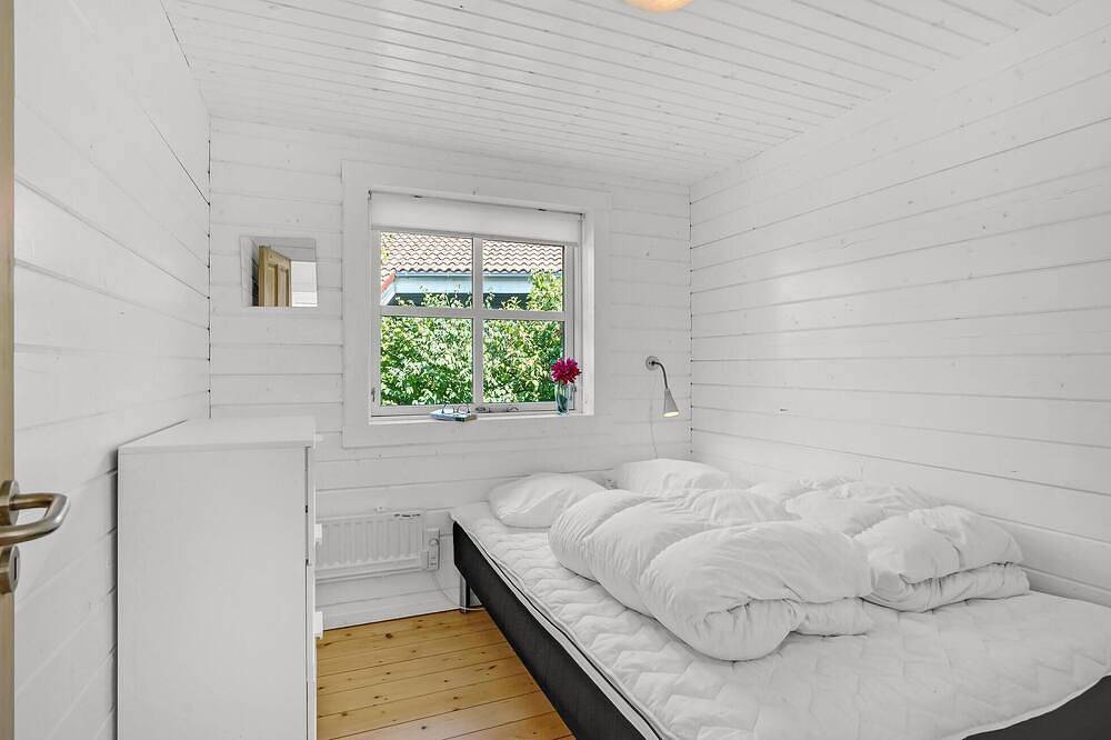 Beautiful home in Væggerløse with sauna in Væggerløse, Svenska Östersjön