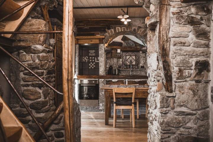 Ferienhaus für 6 Personen, mit Whirlpool und Terrasse