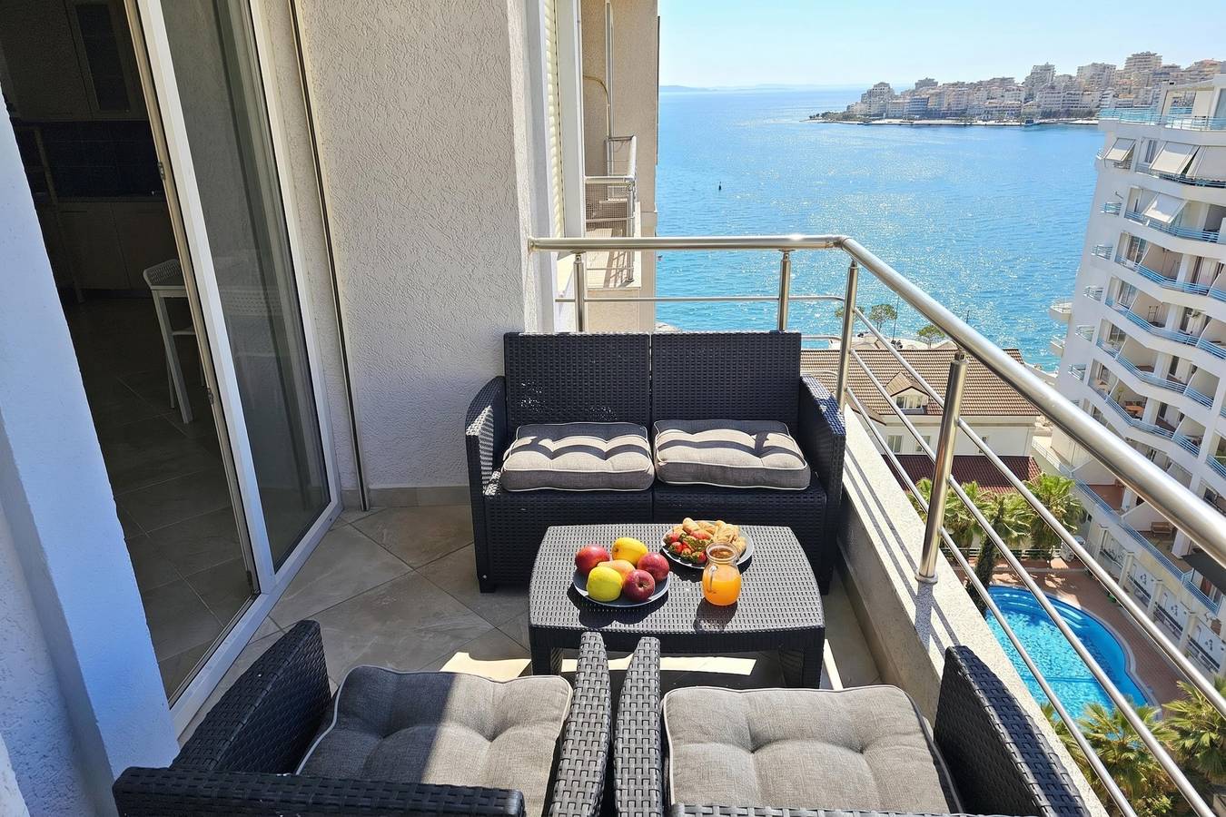 Appartamento intero, Appartamento vacanze per 4 persone con balcone in Saranda, Valona