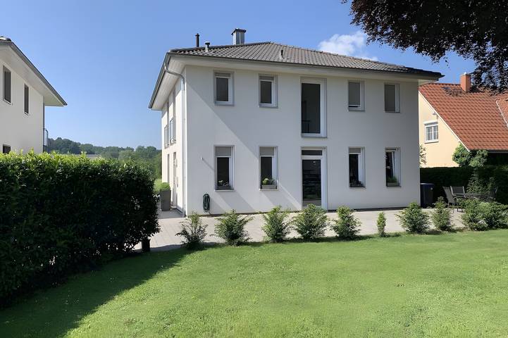 Villa für 6 Personen, mit Balkon und Garten in Oberschwaben