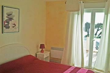 Villa pour 4 Personnes dans Roquebrune-sur-Argens, Région de Draguignan, Photo 1