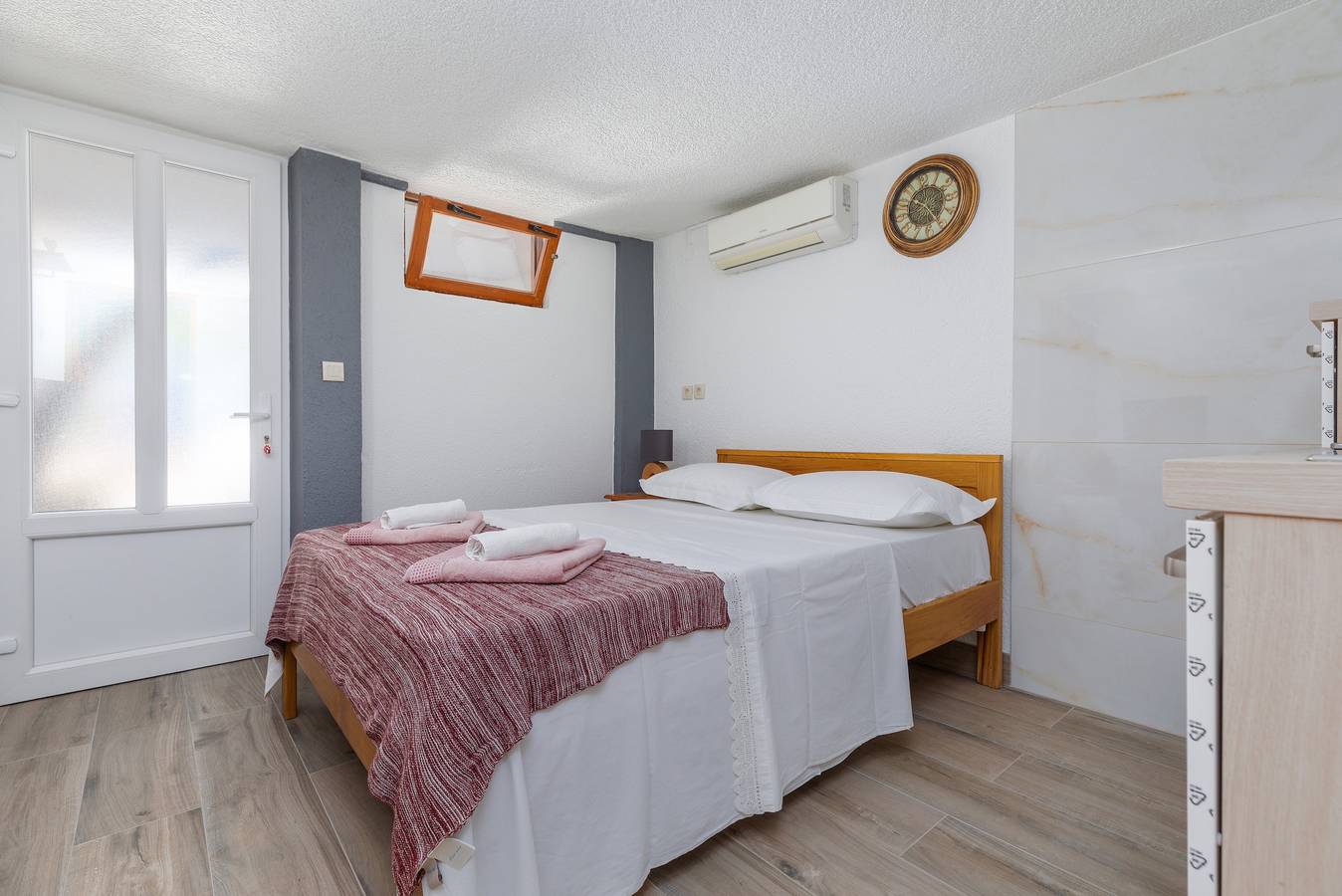 Cały apartament, Apartamenty typu studio z tarasem i widokiem na morze Lokva Rogoznica, Omis As-24321-a in Lokva Rogoznica, Omiš-Riviera
