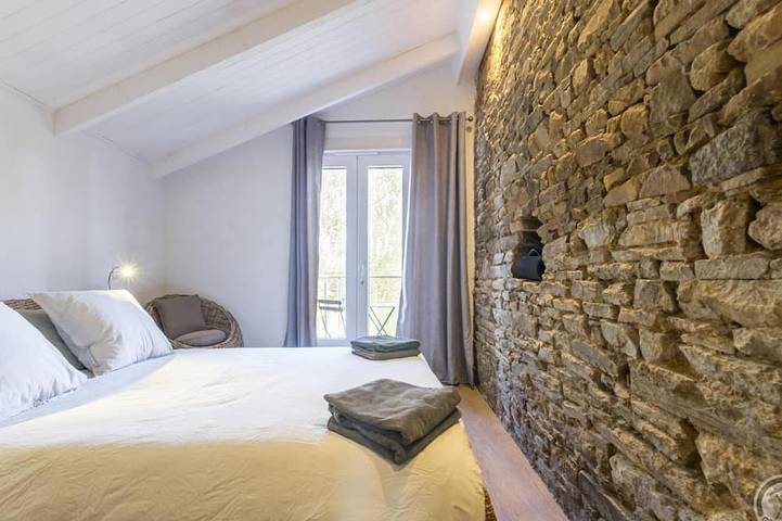 Gîte pour 6 personnes, avec jardin, animaux acceptés à Saint-Laurent-de-Terregatte - 2