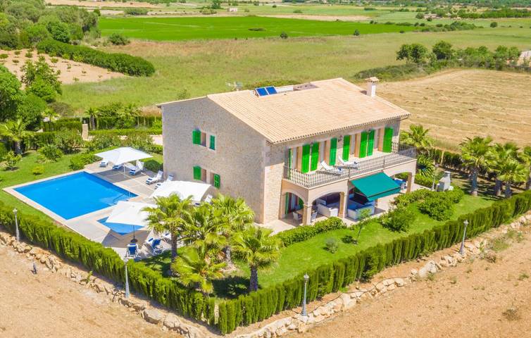 Location de vacances pour 12 personnes, avec terrasse à Petra - 2