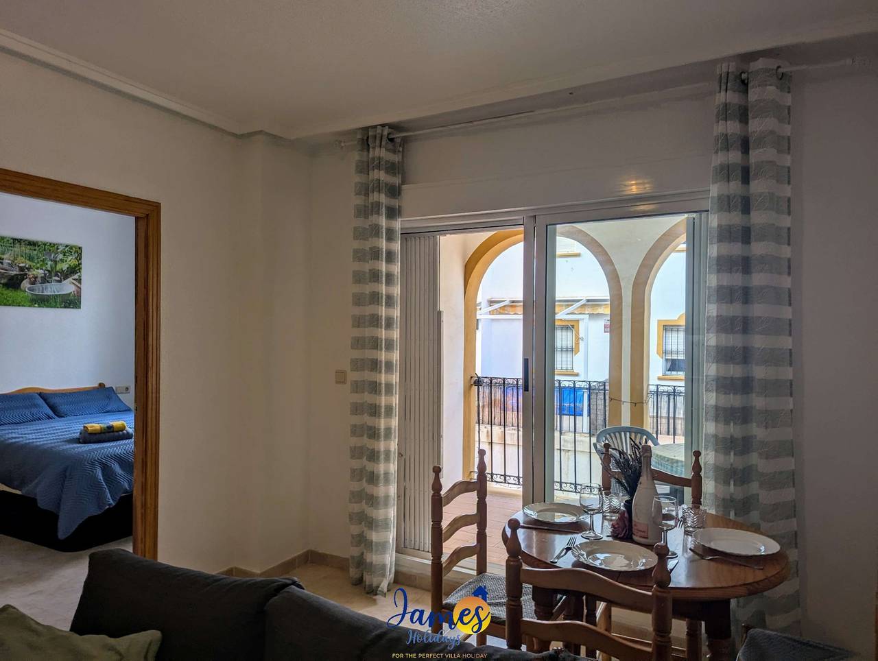 Apartamento entero, Apartamento de vacaciones para 4 personas con piscina in Colinas de la Zenia, Orihuela