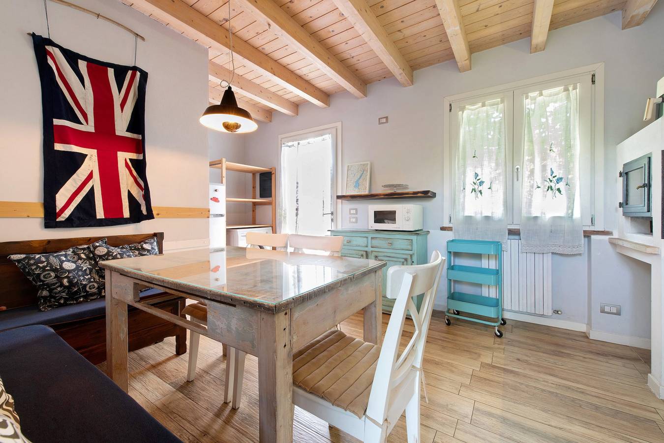 Holiday villa garda lake caprapanca, in campagna, vicina al lago. pets friendly! in Padenghe sul Garda, Gardasee-Berge