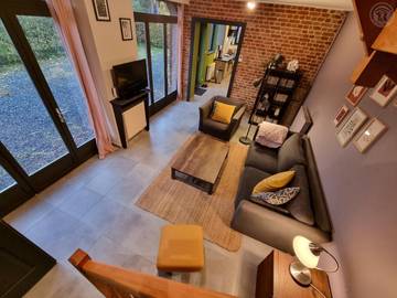 Gîte pour 6 personnes, avec terrasse dans Englefontaine