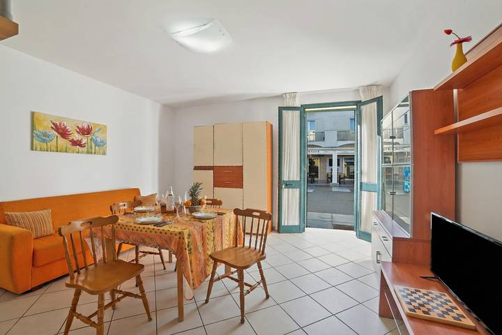 Location de vacances pour 4 personnes, avec vue sur l’océan et balcon, adapté aux familles à San Foca