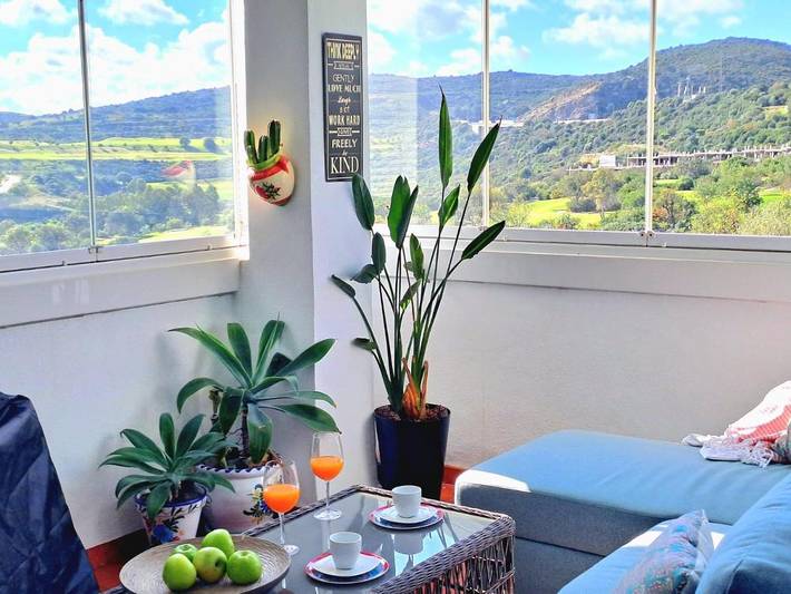 Apartamento para 4 personas, con piscina además de terraza y vistas en Valle Romano