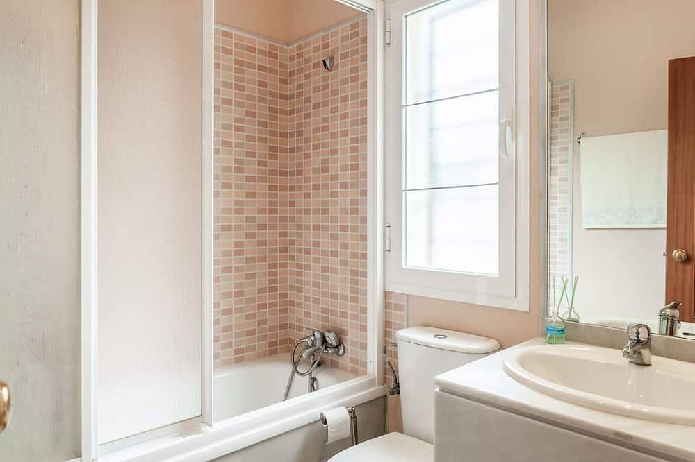 Beautiful home in Bollullos de la Mitaci in Bollullos de la Mitación, Sevilha Província