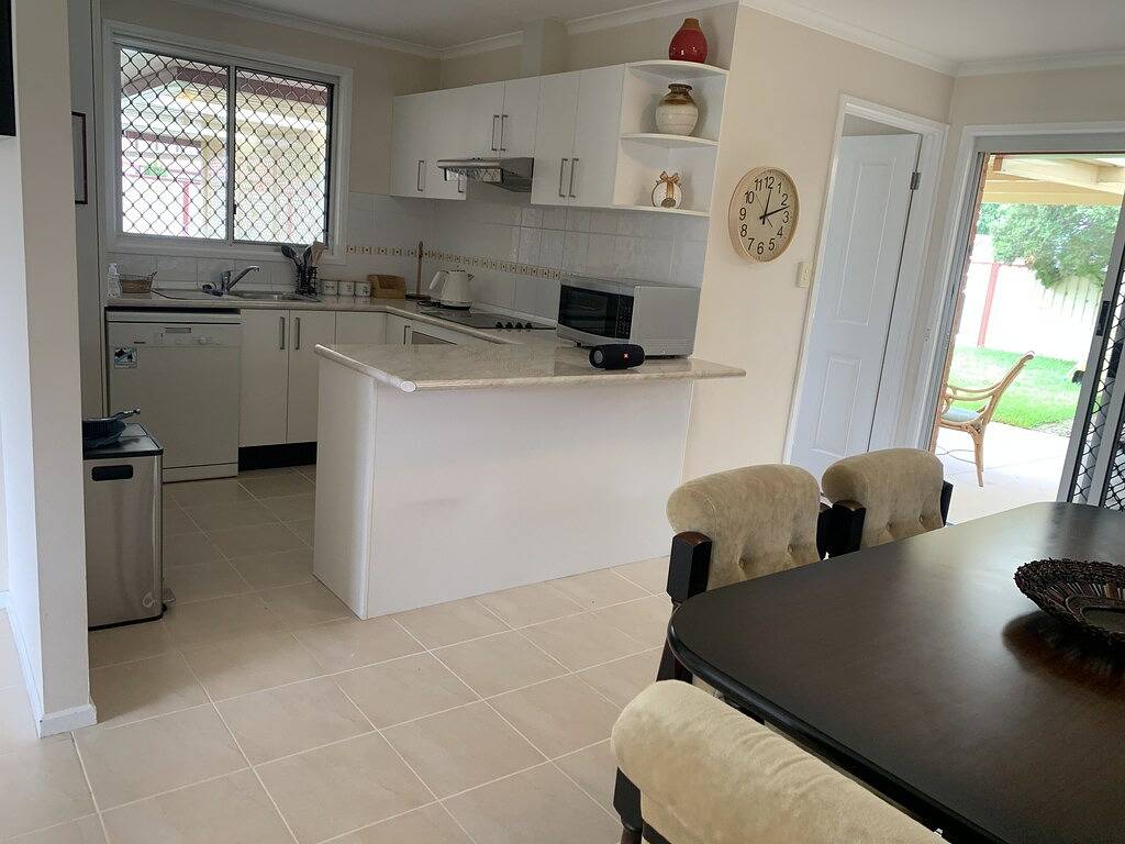 Cheerful 3 bedroom house with free parking in Sydney, New South Wales