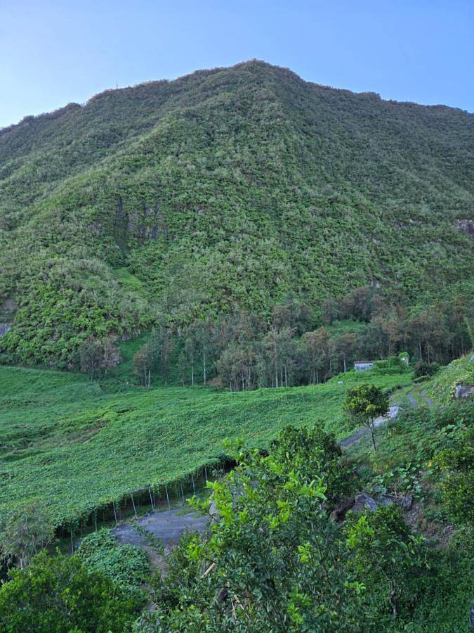Location de vacances pour 6 personnes, avec terrasse et vue à Hell-Bourg - 2