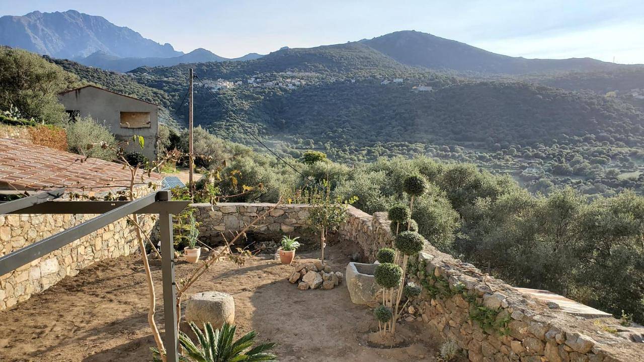 Appartement entier, Three-Bedroom Apartment in Aregno, Région de Calvi