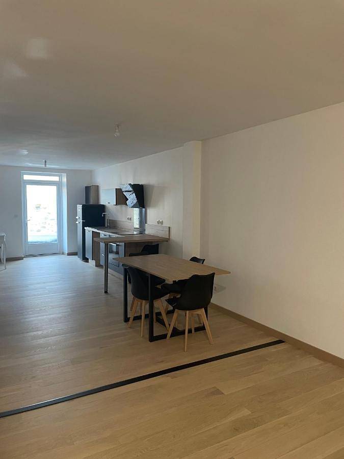 Gîte pour 6 personnes, avec terrasse à Sablé-sur-Sarthe - 3