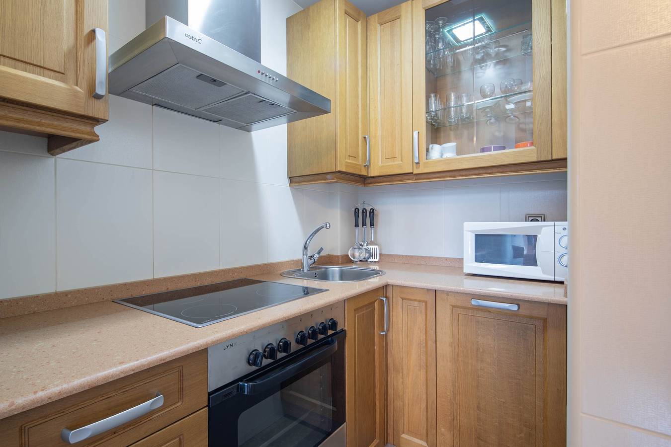 Ganze Wohnung, „Apartamento 21 Ático“ mit Meerblick, Gemeinschaftspool und Wlan in Cangas, Rías Baixas