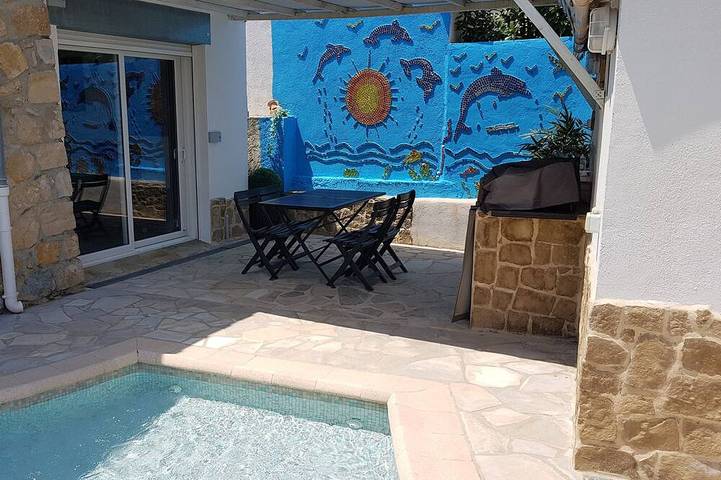 Gîte pour 3 personnes, avec terrasse et jardin dans Office De Tourisme De Villeneuve Loubet