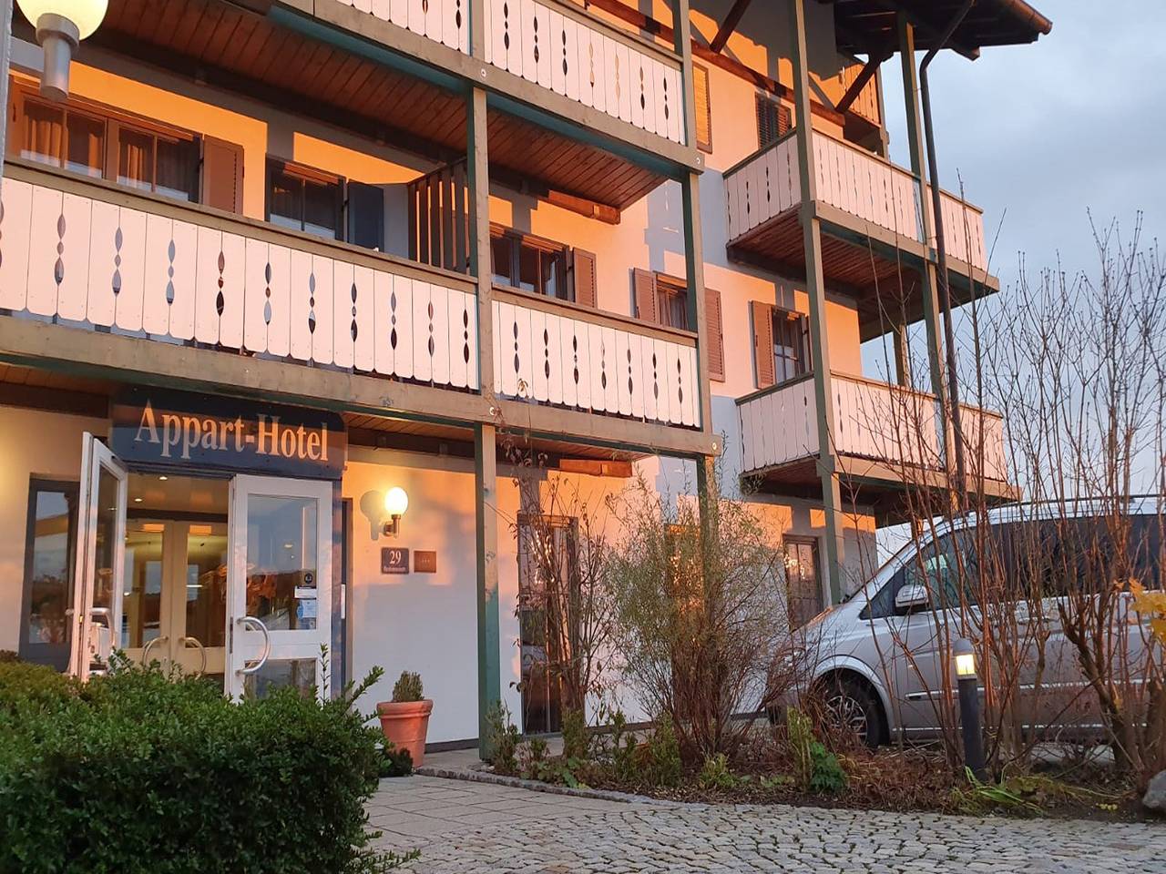Appart-Hotel Bad Endorf - Doppelzimmer mit Dusche und Wc in Bad Endorf, Chiemsee