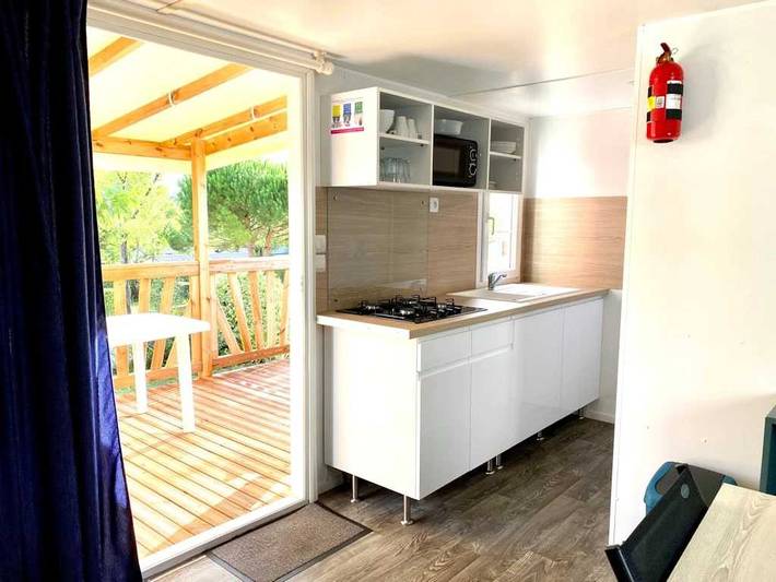 Camping pour 4 personnes, avec bassin pour enfant et jacuzzi à Saint-Georges-d'Oléron - 4