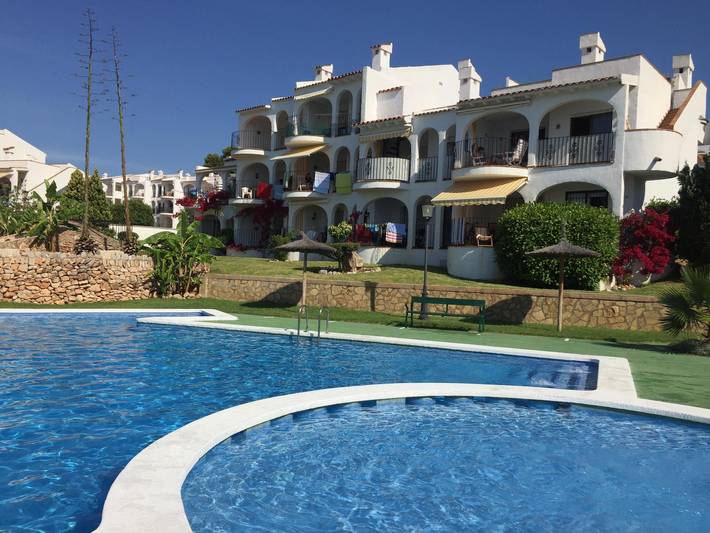 Villa pour 6 personnes, avec Terrasse ainsi que Jardin et Piscine à Peñíscola