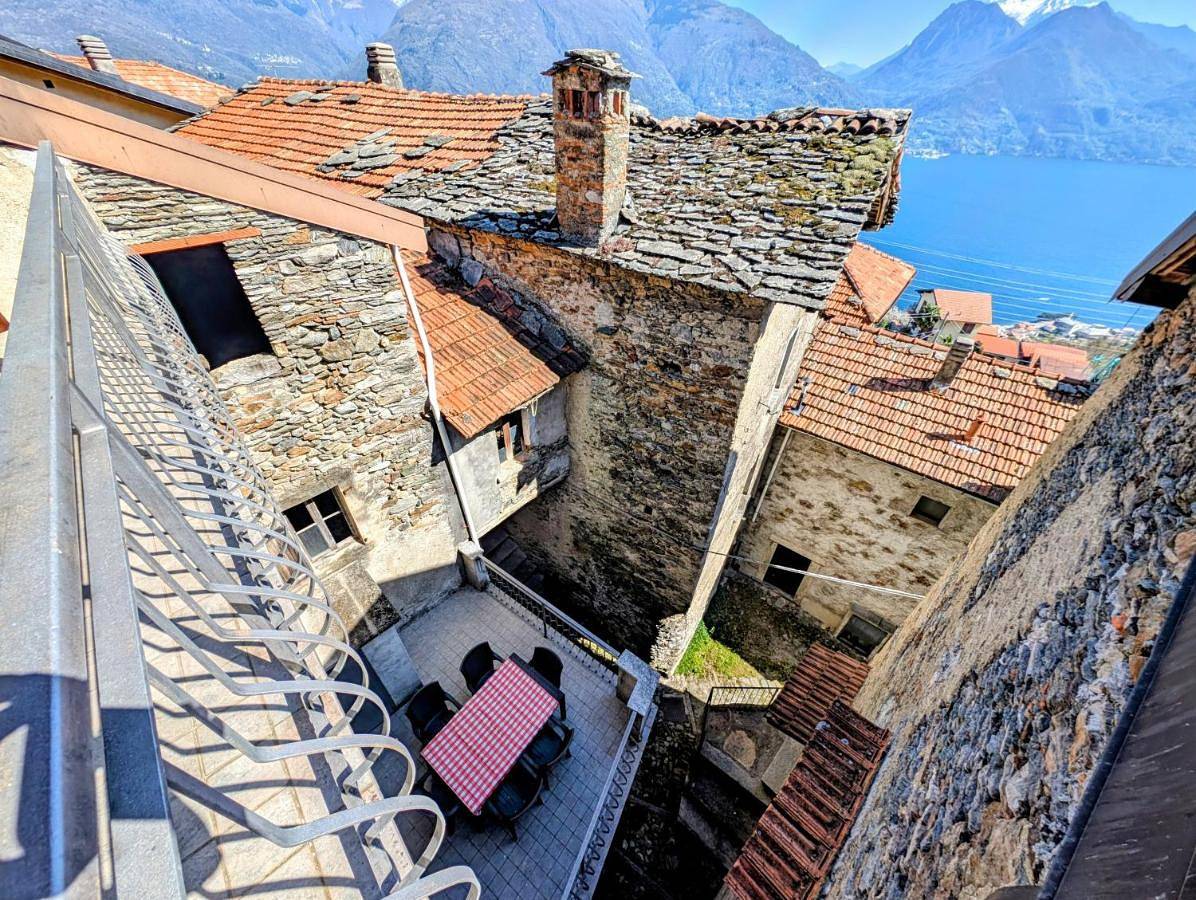 Casa Luca in Santa Maria Rezzonico, Comune di San Siro