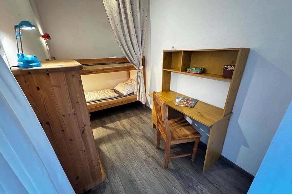 Ganze Wohnung, Ferienwohnung Seeblick - Lüttje Paradies in Ruhwarden, Butjadingen
