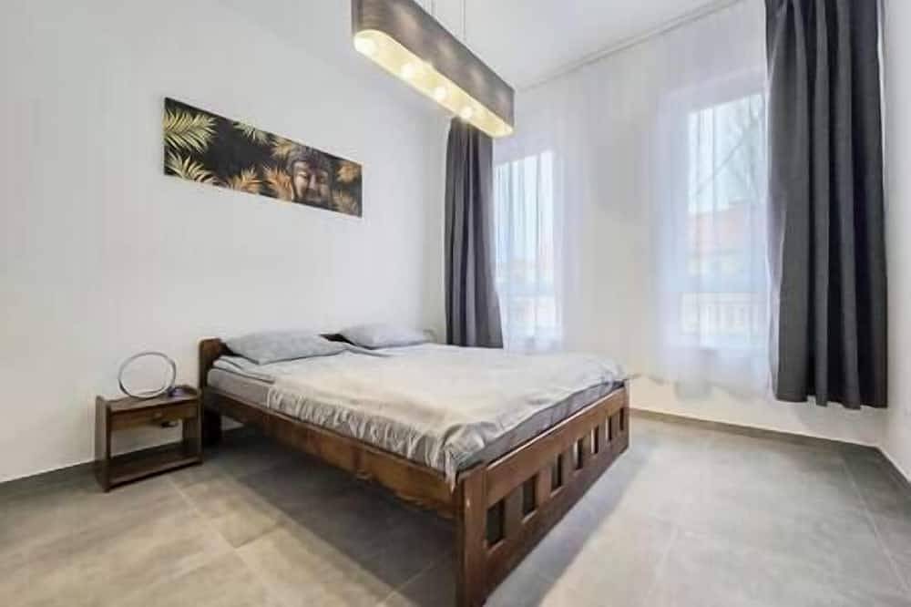 Ganze Wohnung, Imct - Pp Home Apartment near Budapest in Großturwall, Érdi járás