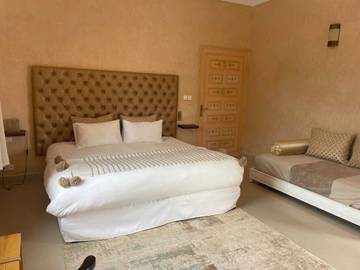Villa for 6 Guests in Marrakech-Tensift-El Haouz region, Picture 3