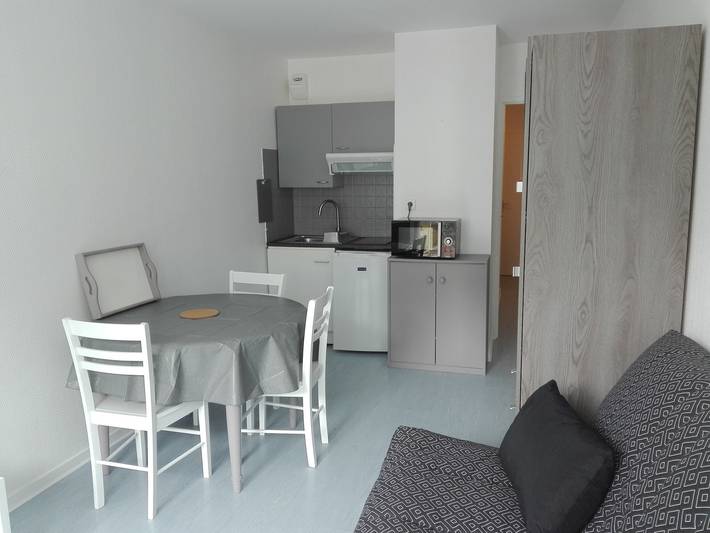 Estudio entero, Estudio renovado con balcón a 100m de la playa, 4 personas, Les Sables-d'Olonne in Les Sables-d'Olonne, Vandea