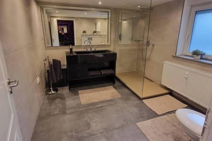 Ganze Wohnung, Black Mystery das Apartment für erotische Stunden in Remscheid, Bergisches Land