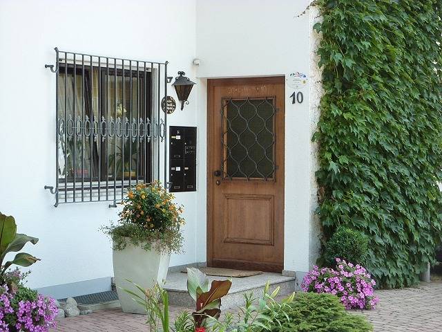 Ganze Ferienwohnung, Ferienwohnung Diepold - Apartment Diepold, Wohn-/Schlafzimmer, 28qm, max. 2 Personen in Wasserburg (Bodensee), Bayerisch Schwaben