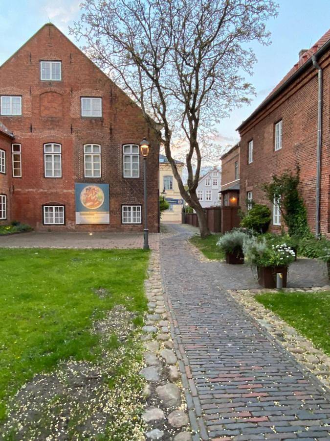 Ferienwohnung für 2 Personen, mit Balkon und Ausblick in Unterweser - 2