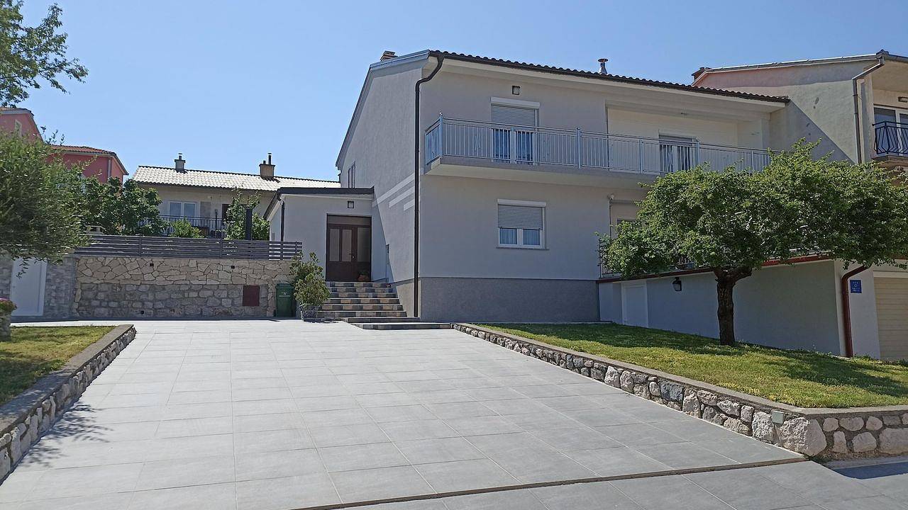 Ferienhaus für 6 Personen (240 m²) in Senj in Senj, Kvarner