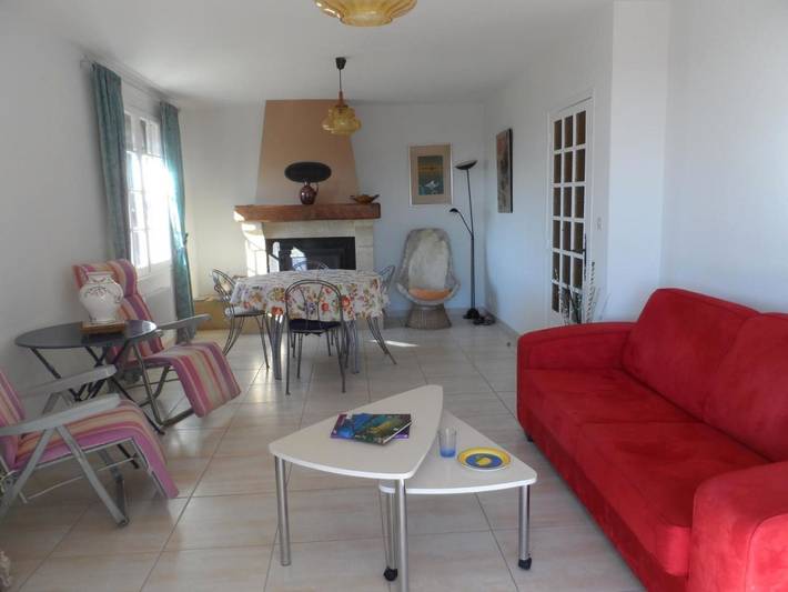 Location de vacances pour 2 personnes, avec balcon et vue à Pourrières - 3