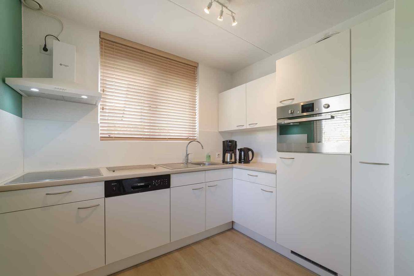 Ferienhaus für 8 Personen mit Sauna und komplett umzäuntem Garten in Wemeldinge in Niederländische Nordsee